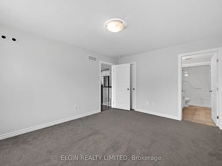 92 Renaissance Dr — Photo 15