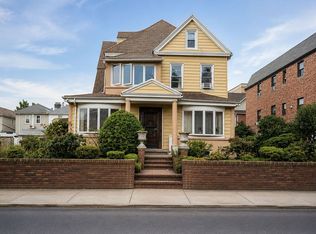 942 72nd St, Brooklyn, NY 11228
