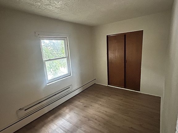 5th image of 956 6th St #11416381
