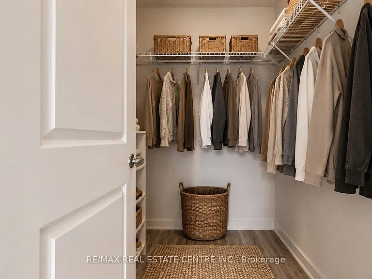 1010 Dundas St E #Penthouse 17 — Photo 21