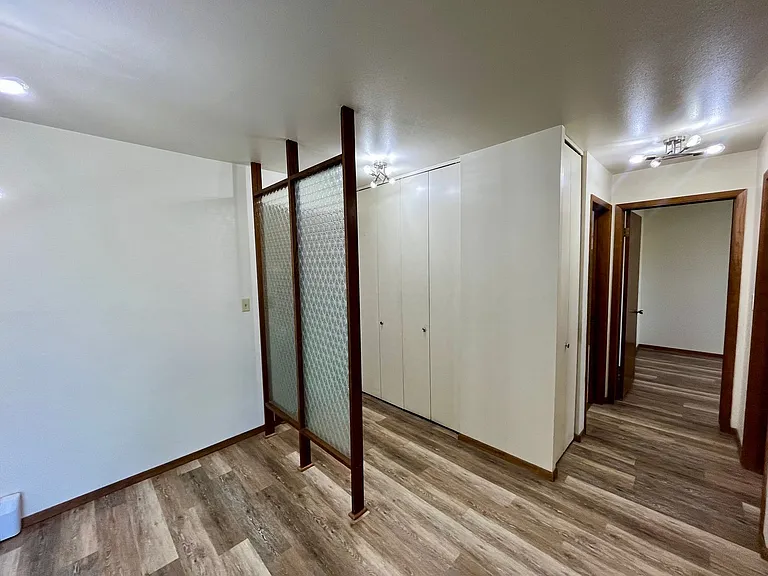 619 Laurel Ct — Photo 7
