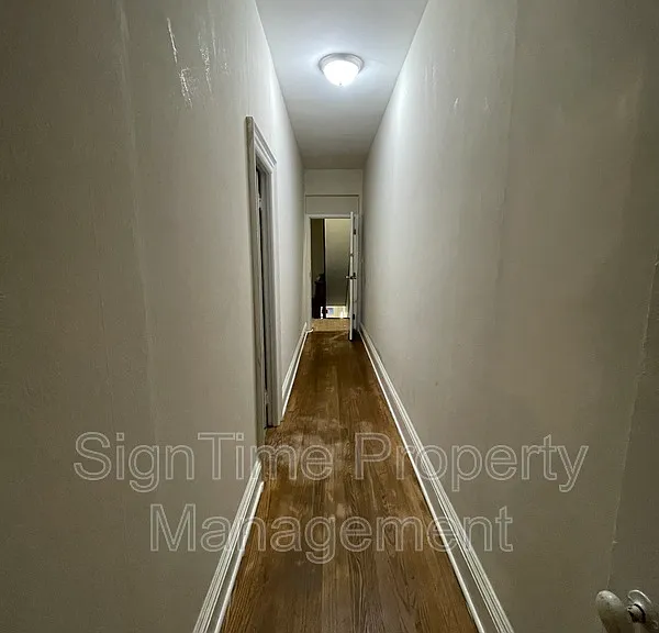 222 Summit Ave #2R — Photo 6