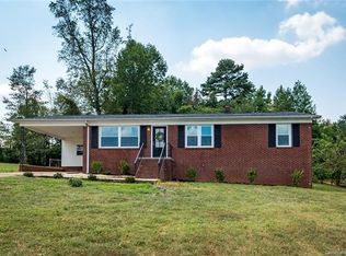 4332 E Nc Hwy 27 Hwy, Iron Station, NC 28080