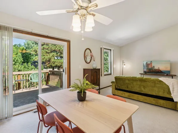 8953 42nd Ave N, New Hope, MN 55427