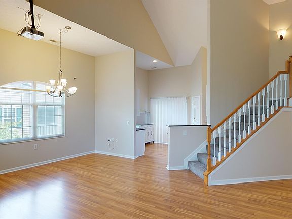 5th image of 7601 Mansion Cir #1-C