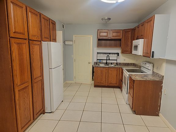 3rd image of 102670 Overseas Hwy #1