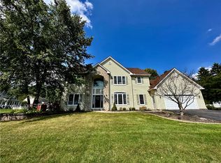3808 Deer Meadow Run, Macedon, NY 14502