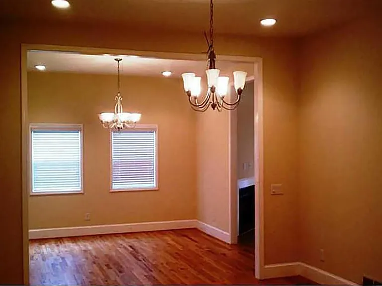 1510 Roberts Dr SE — Photo 9