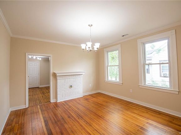 5th image of 2119 Dinwiddie Ave