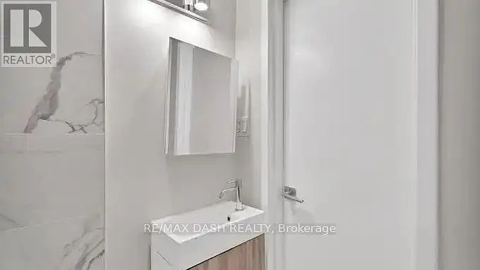 7 Thorburn Ave #101 — Photo 7