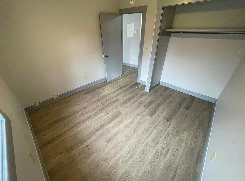 1 bed, 1.0 bath, 950 sqft, $900 — Photo 3