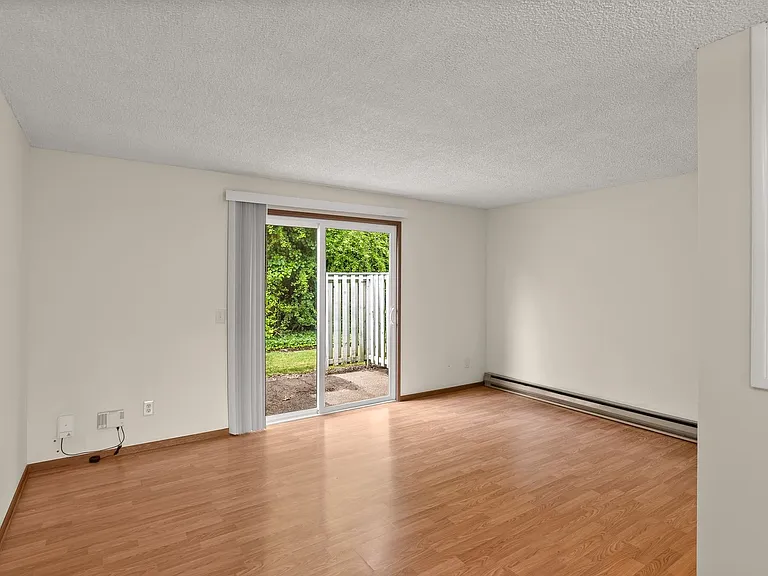 17144 SW Alexander St — Photo 13