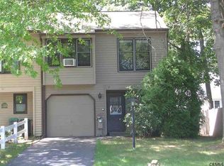 21 Brenden Ct, Clifton Park, NY 12065