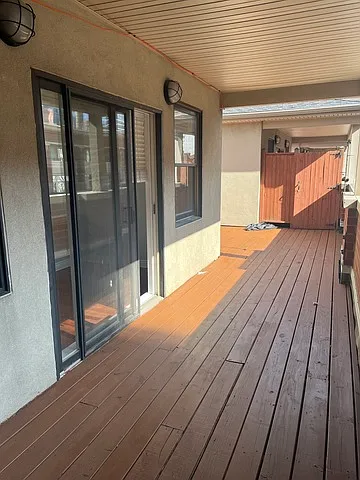 Roof Deck