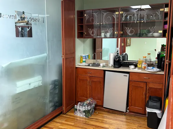 571 West 183rd Street image 13 of 31