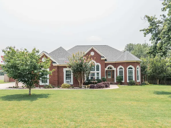 124 Springcrest Way, Byron, GA 31008