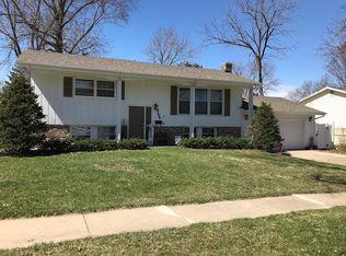 4609 Sugar Pine Dr NE, Cedar Rapids, IA 52402