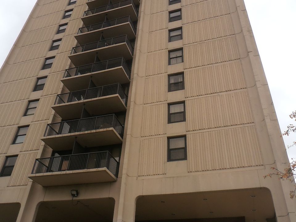 1st image of 3001 S Michigan Ave Unit 1602