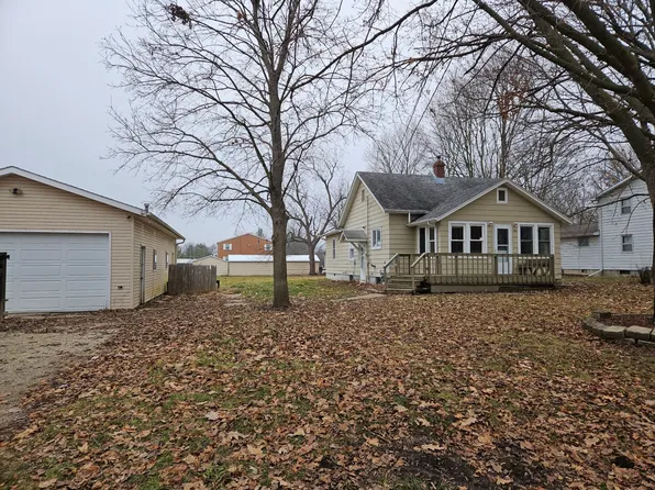 2111 4th Ave, Sterling, IL 61081