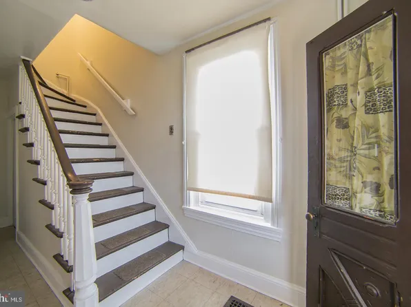 435 Leedom St #2, Jenkintown, PA 19046