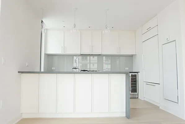 Rented by G. Laurie Cooper | media 21