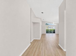 11163 Mandalay Way, Boynton Beach, FL 33437