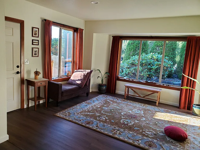 2438 Travis Ct #A — Photo 5