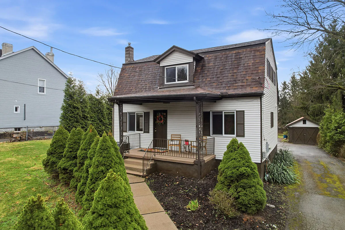 358 Dorseyville Rd photo 1
