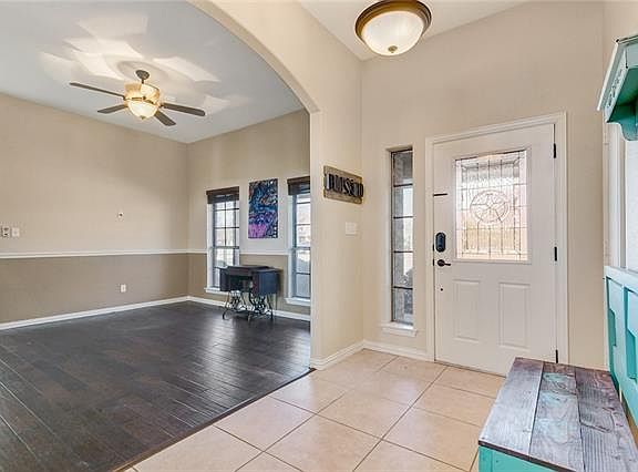 3rd image of 151 Deer Park Ct