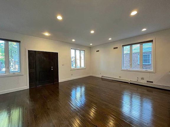 4th image of 77-36 168th St Floor 1