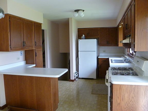5th image of 182 W 31st St