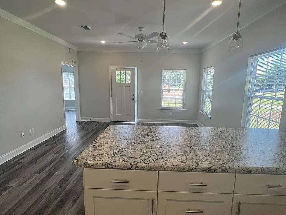 2809 Pine Creek Trl #1