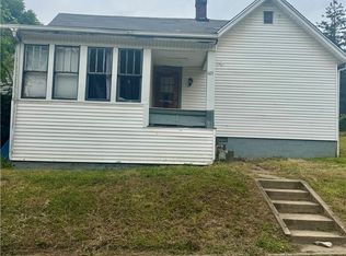 103 Willow St, Bethesda, OH 43719