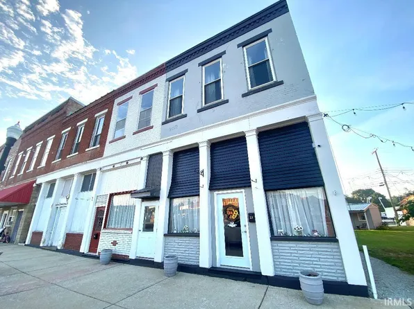 11 & 13 S Commercial St, Worthington, IN 47471