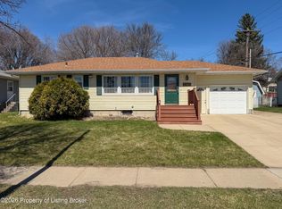 1310 E Divide Ave, Bismarck, ND 58501