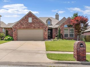 2932 N Fern Ct, Broken Arrow, OK 74012