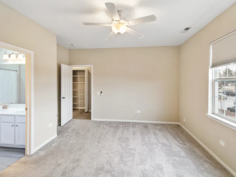 1161 Mount Vernon Dr — Photo 8