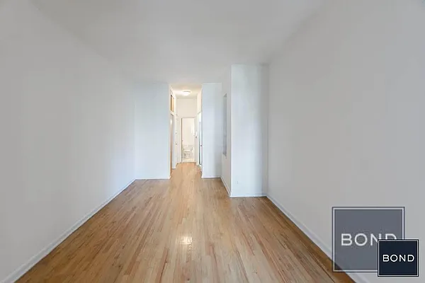 Rented by Bond New York | media 2