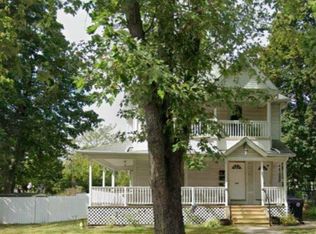 295 Oak St #295, Holyoke, MA 01040