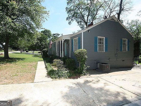 3rd image of 310 N Lee St