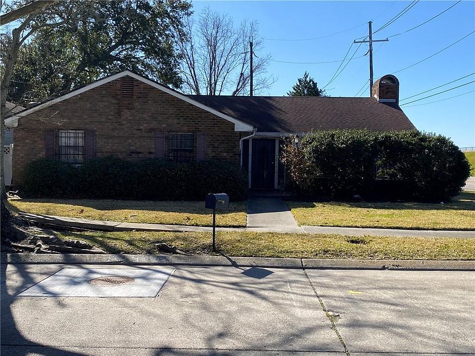 1st image of 8040 Branch Dr