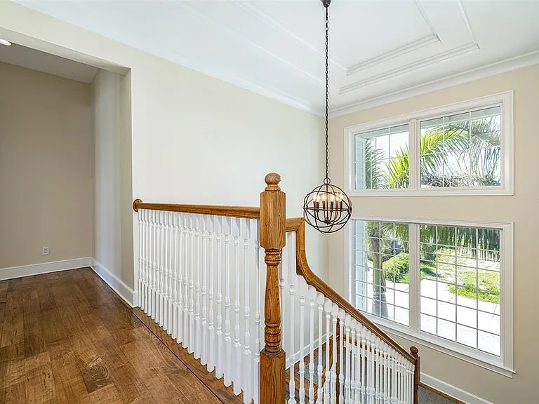 821 Bay Point Dr — Photo 28