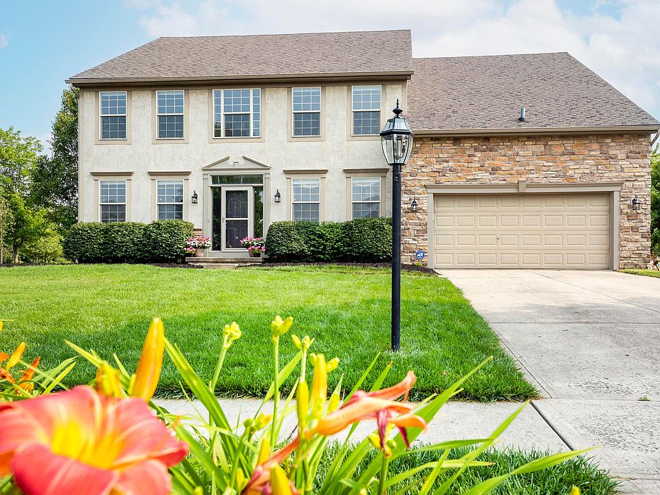 1st image of 8950 Oakshire Dr