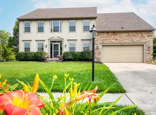 8950 Oakshire Dr, Pickerington, OH 43147