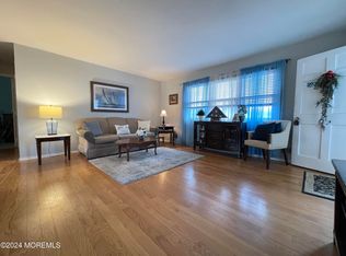 1D Delaware Ct, Matawan, NJ 07747