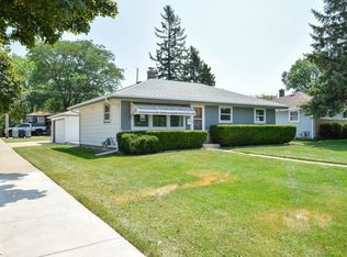 6580 N 91st St, Milwaukee, WI 53224