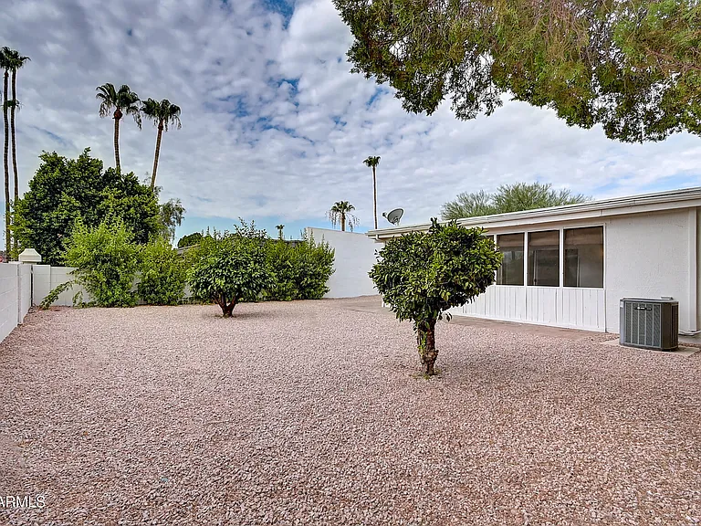 14613 N Calle Del Oro — Photo 2