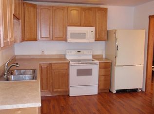 724 SW Scherer Rd, Lees Summit, MO 64081