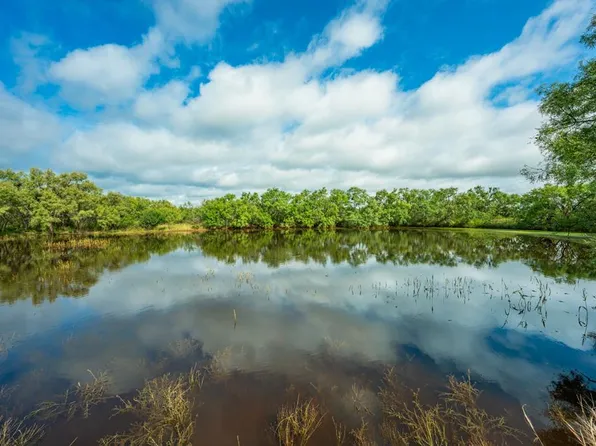 7602 County Road 113, Llano, TX 78643