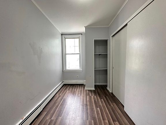 3rd image of 7 Story Ct APT 3